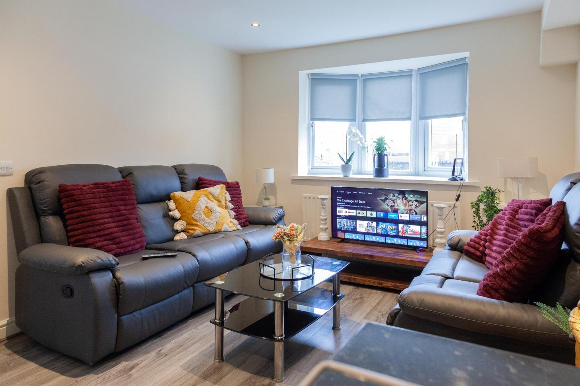 Pinfold Court Apartments Knowsley Buitenkant foto