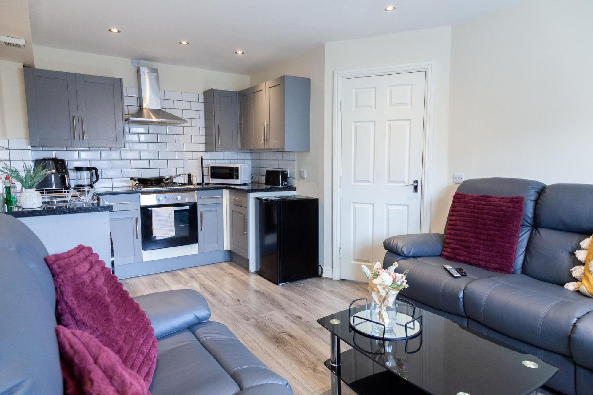Pinfold Court Apartments Knowsley Buitenkant foto