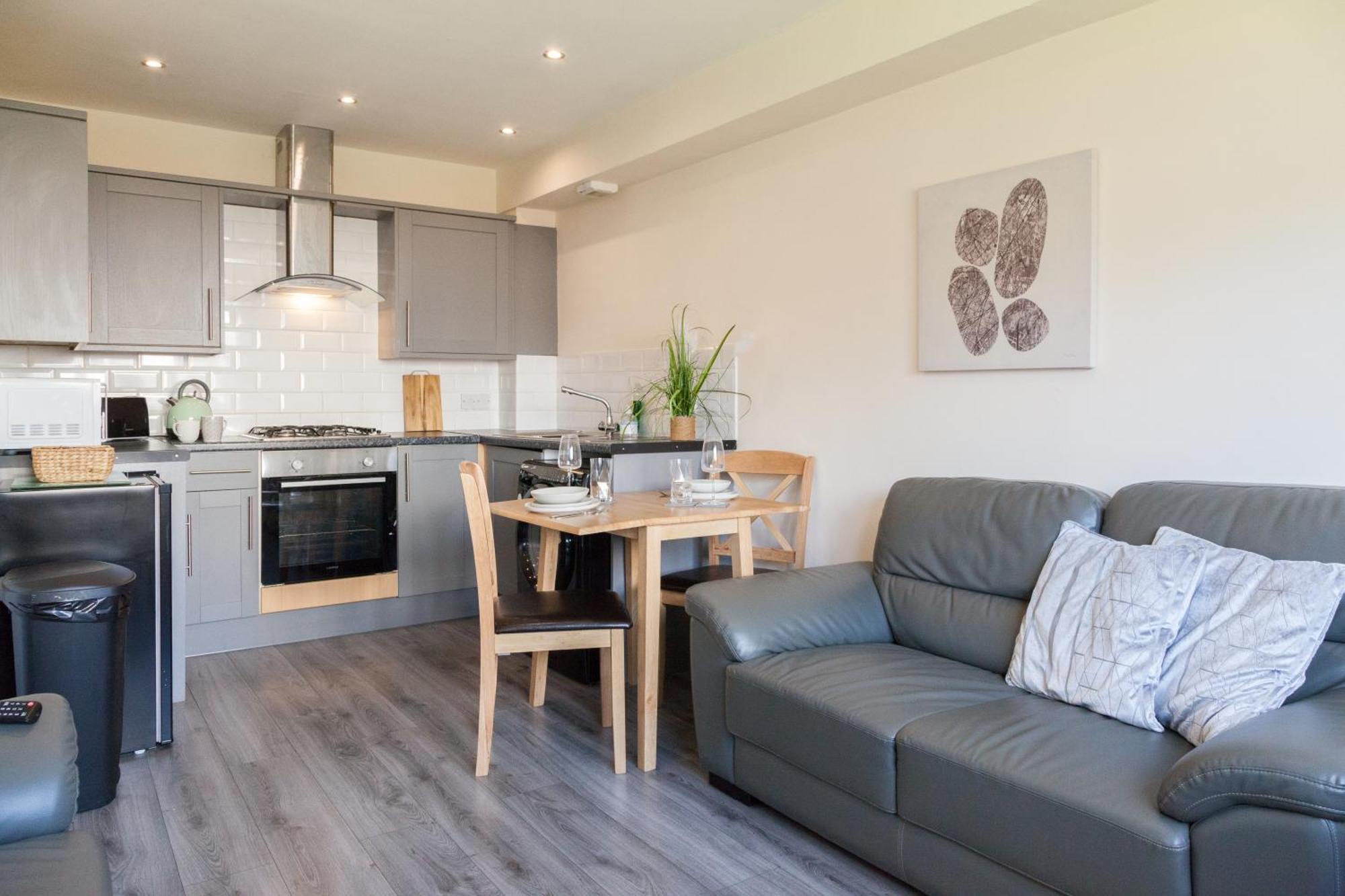 Pinfold Court Apartments Knowsley Buitenkant foto